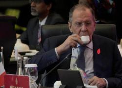 G20. Lavrov se ne va indignato: nessuno vuole fare foto con lui