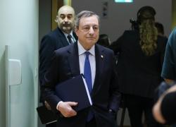 Governo Draghi, nuovo decreto da 13 mld per salario minimo: la mossa per "comprare" i 5 stelle