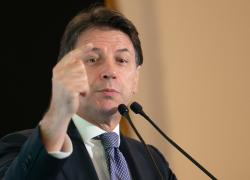 Conte ricoverato per intossicazione alimentare: come sta e cos'è successo