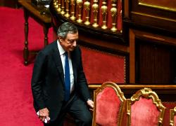 Draghi si dimette, il Governo cade senza essere stato sfiduciato