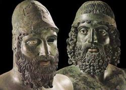 Bronzi di Riace, storia e nomi delle statue ritrovate cinquant'anni fa  e esposte al Museo Archeologico di Reggio Calabria