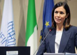 Carfagna passa con Calenda: "Mi candido con Azione". Berlusconi: "Sparirà come Alfano"