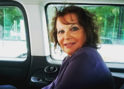 Claudia Cardinale in "casa di riposo contro la sua volontà". Mistero nell'ultimo post