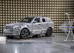 Jaguar Land Rover guarda al futuro con una nuova struttura di test per auto 