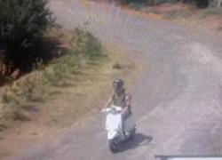 Turista australiano a Pompei in scooter tra gli scavi. Denunciato: "Non sapevo fosse vietato"  