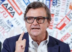 Calenda, dall’alleanza col Pd al famigerato patto con Renzi: l’odissea del leader di Azione