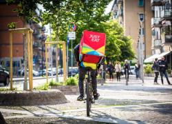 Just eat takeaway vende a prosus il 33% della quota di ifood per 1,8 mld
