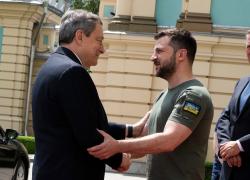 Kiev presenta nuovo Trattato di sicurezza: Italia tra garanti in caso di nuova aggressione. Draghi lascia col "preludio ad una nuova guerra"