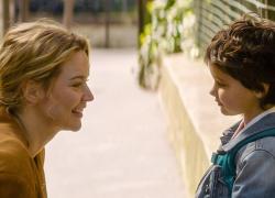 "Les enfants des autres" con Virginie Efira: lei ama lui e sua figlia, ma la bambina ha già una madre