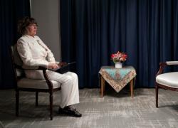 Christiane Amanpour non indossa il velo: Raisi cancella l’intervista negli Usa