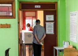 Elezioni, Homo videns: alzati e vai a votare chiunque si schieri contro la guerra