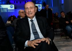 Regionali Sicilia, via allo spoglio: Schifani (cdx) verso l'elezione col 42%. De Luca secondo col 23%. Debacle Chinnici (Pd) col 16%