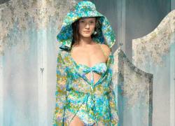Luisa Beccaria,  la sua donna è una "sirena contemporanea" con la collezione SS23