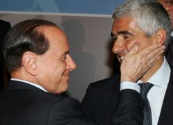 Elezioni, la locomotiva di Guccini spinge il berlusconiano Casini alla vittoria col Pd 