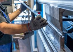 Equita Smart Capital – ELTIF, perfezionato investimento per acquisire il 60% di Rattiinox: società attiva nella lavorazione dell’acciaio inox