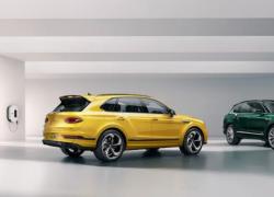 La famiglia Bentayga Hybrid si amplia con S e Azure