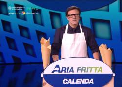Fratelli di Crozza, Calenda vende "Aria fritta purissima! Non contiene niente, nessun attaccamento alla realtà"