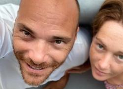 Cristiana Capotondi: "Mia figlia è nata da un altro, ma Andrea Pezzi mi starà accanto". Tenerone o zerbino?