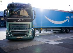 Volvo fornirà 20 camion elettrici per impieghi pesanti ad Amazon