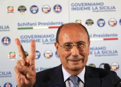 Sicilia, le elezioni infinite si sono concluse: Schifani (cdx) proclamato governatore 