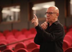 Paolo Bosisio, chi è: moglie, fidanzata, figli, età, film e dove vive il preside de Il Collegio