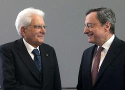 Draghi saluta e Mattarella si congratula: 20 mesi peggio di una guerra di 20 anni. Il più incapace tra gli incapaci o il più efficace tra i sicari?