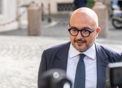 Gennaro Sangiuliano, no del Senato al processo per peculato per le chiavi d'oro di Pompei ricevute dal sindaco e donate alla Boccia