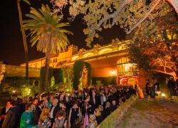 Generoso e Roberto Di Meo presentano al palazzo reale di Siviglia il "Calendario Di Meo 2023" del fotografo Massimo Listri 