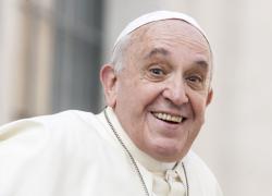 Papa Francesco choc ai seminaristi: "Anche preti e suore hanno il vizio del porno sul web"