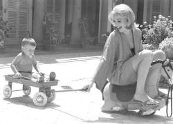 Corrado Pesci, chi è il figlio di Virna Lisi: professione, figli con la moglie Veronica, età
