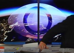 Terremoto Marche, la scossa fa tremare tutto, la fuga del giornalista in diretta: "Io vado via" - VIDEO