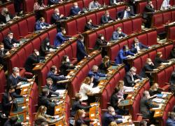 Nadef e scostamento di bilancio, via libera delle Camere. In arrivo anche novità sul fronte pensionistico: adeguamento delle pensioni pari al +7,3% 