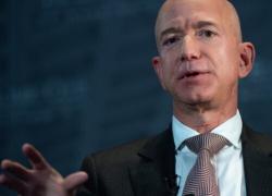 Jeff Bezos, parte dei 124 miliardi di patrimonio verrà data in beneficienza per “lenire divisioni politiche”. Nuovo Soros in vista?