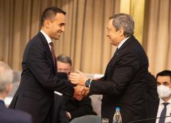 Di Maio, il ritorno come “commissario Ue nel Golfo Persico” per le forniture energetiche, con il supporto di Borrell e Draghi. Per lui 12k al mese