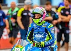 Addio a Keith Farmer, morto per malore improvviso a 35 anni il campione di motociclismo inglese