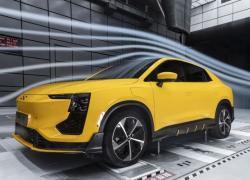 Aiways U6: un volto inedito e 405 km di autonomia