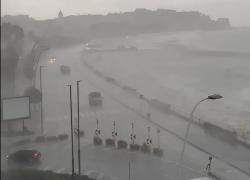 Allerta meteo in 9 regioni: piogge torrenziali, vento forte e neve su tutta la penisola. Chiuse le scuole nel Lazio e Campania  