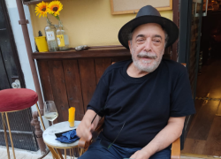 Nino Frassica, chi è: moglie, figli, famiglia, età, patrimonio, carriera