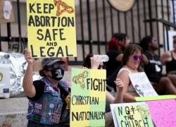 Usa, i repubblicani segnano vittorie contro l'aborto, ma rischiano di perdere le elezioni proprio per via dell'aborto