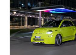 Abarth diventa elettrica e ancora più globale