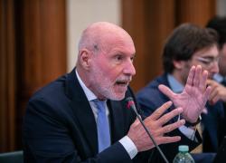 Ischia, condono di Conte nel 2018, l'ex 5S De Falco: “Dissi no e mi cacciarono dal partito”. Tra Rdc e bonus, il M5s e la rovina del Sud 