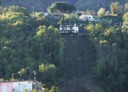Ischia, la Procura di Napoli: "I corpi delle vittime della frana di Casamicciola siano restituite alle famiglie"