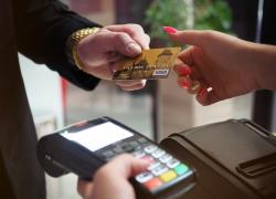 Obbligo Pos 60 euro, cambia ancora il regolamento: i commercianti possono rifiutare pagamenti inferiori 