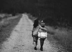 Amore, Amicizia, Rispetto, Cura:  parole svuotate nell’odierna società di mille valori e di nessuno