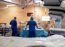 Controlli Nas in Rsa e ospedali, scoperti 165 operatori irregolari: abusi della professione, poca sicurezza sul lavoro e formazioni inadeguate