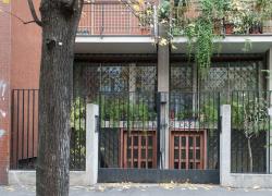 Oggi la CEI ripristina acquasantiere e segno della Pace: ma la Chiesa è stata l'alleato più valido del regime pandemico