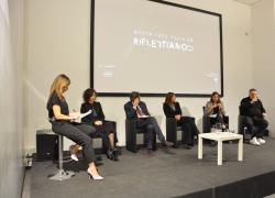 Roche sostiene la mostra fotografica "Nuova luce sulla SM. Riflettiamoci": dieci ritratti per dare nuova luce alla sclerosi multipla 