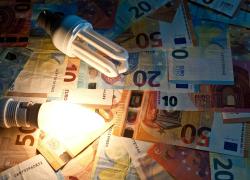 Caro bollette, possibili blackout in diversi Paesi: l’Europa rischia di rimanere al freddo