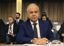 Migranti, dietrofront del Viminale? Piantedosi smentisce: “Via libera alle navi delle ong solo per maltempo”