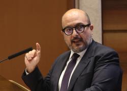 Bonus cultura per i 18enni, il Governo fa marcia indietro. "Cambiare non abolire", il ministro Sangiuliano: "Limite Isee"
